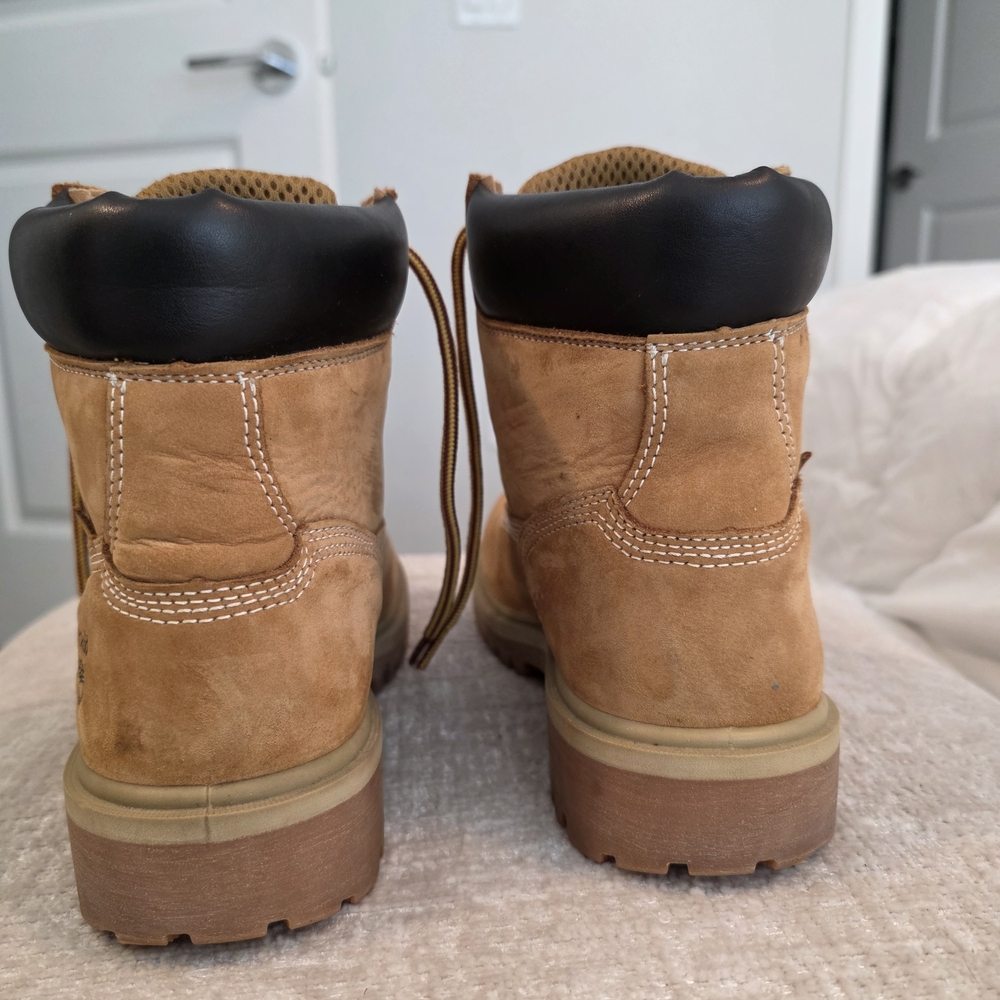 Timberland Brown Lace Up Boots - Picture 4 of 7